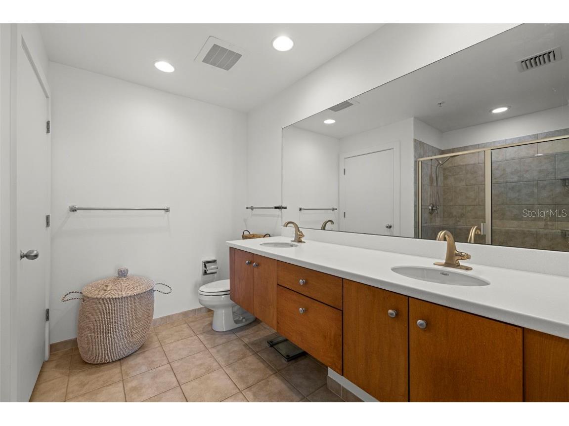 1120 E Kennedy Boulevard #1210 Tampa FL 33602 TB8438136 image23