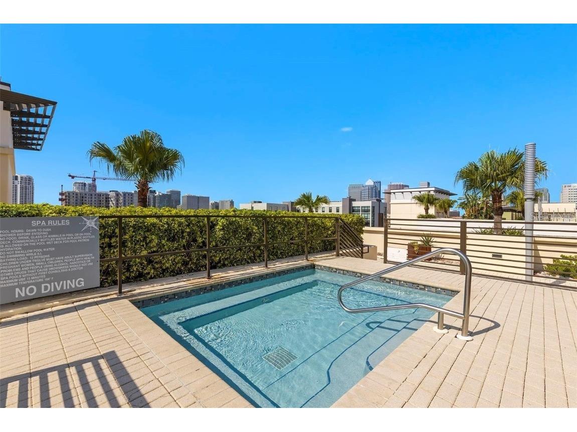 1120 E Kennedy Boulevard #1210 Tampa FL 33602 TB8438136 image32