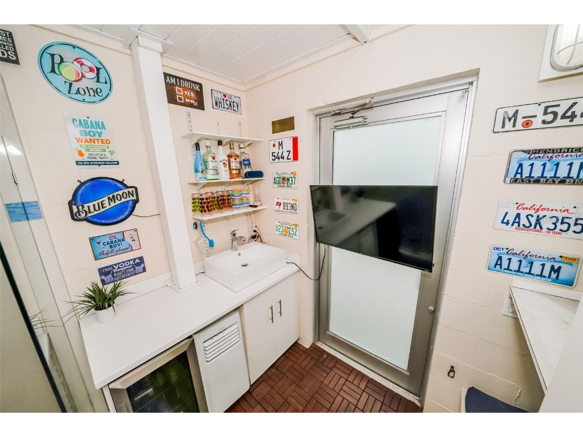 1120 E Kennedy Boulevard #1212 Tampa FL 33602 TB8409573 image44