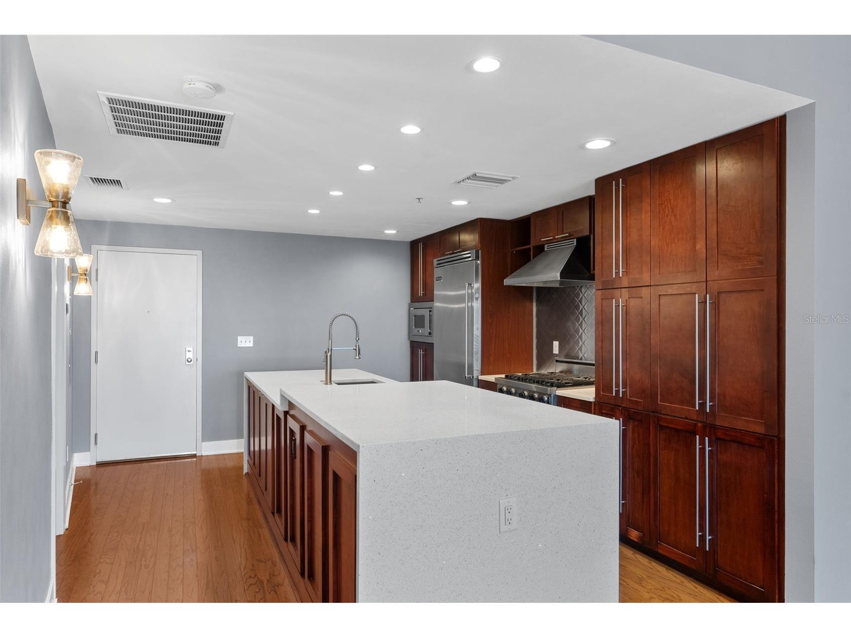 1120 E Kennedy Boulevard #1221 Tampa FL 33602 TB8473265 image5