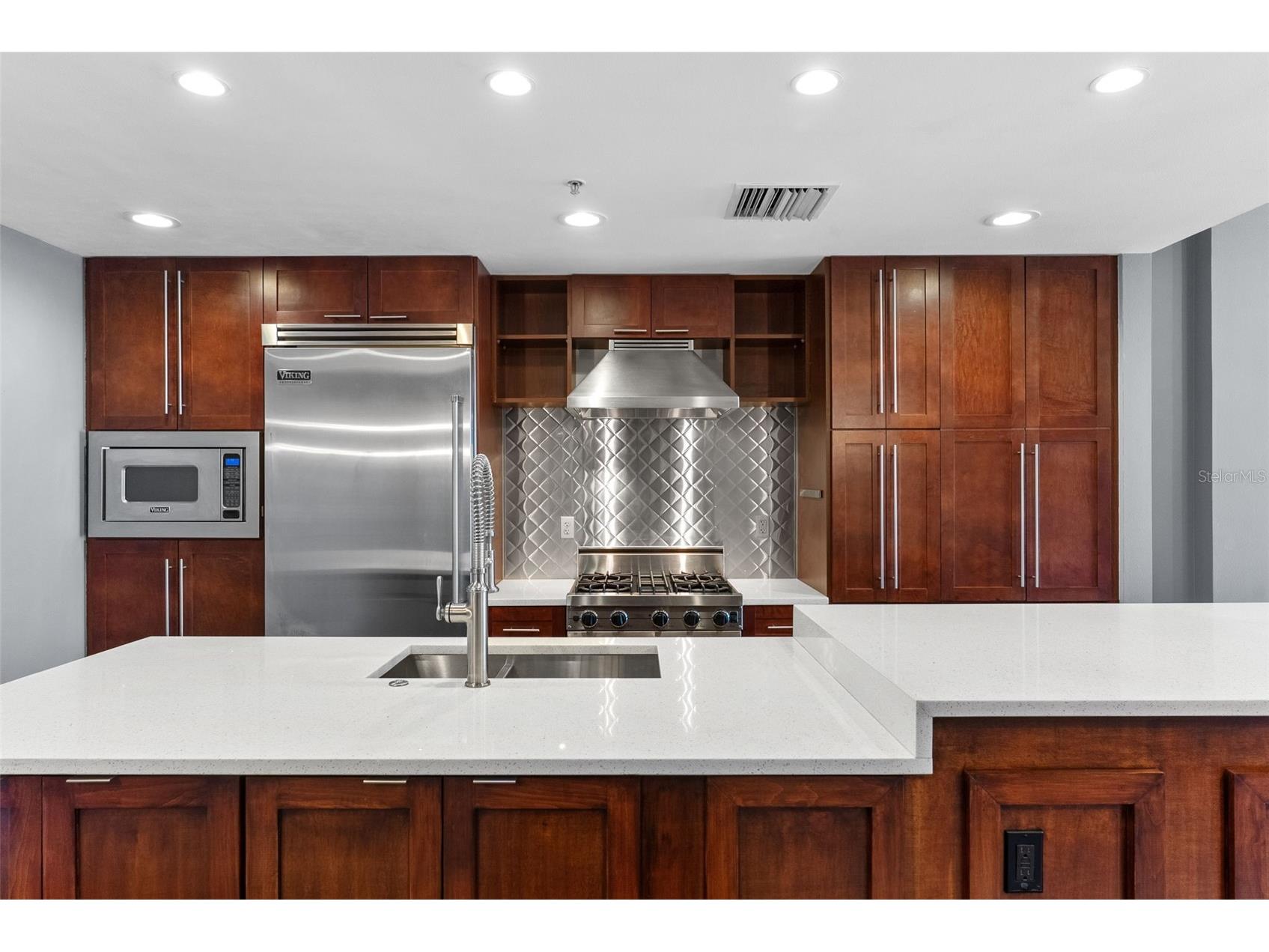 1120 E Kennedy Boulevard #1221 Tampa FL 33602 TB8473265 image6
