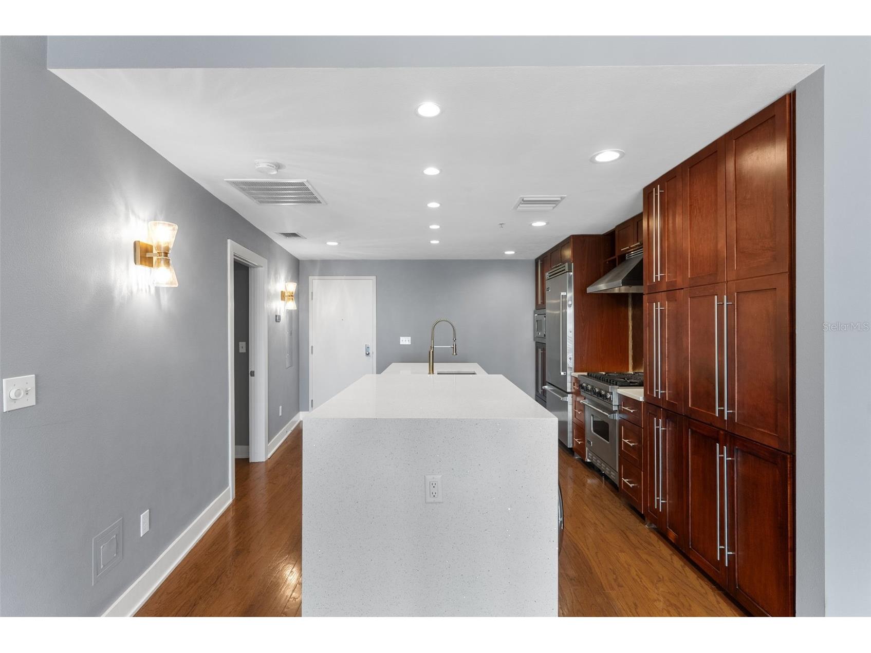 1120 E Kennedy Boulevard #1221 Tampa FL 33602 TB8473265 image9