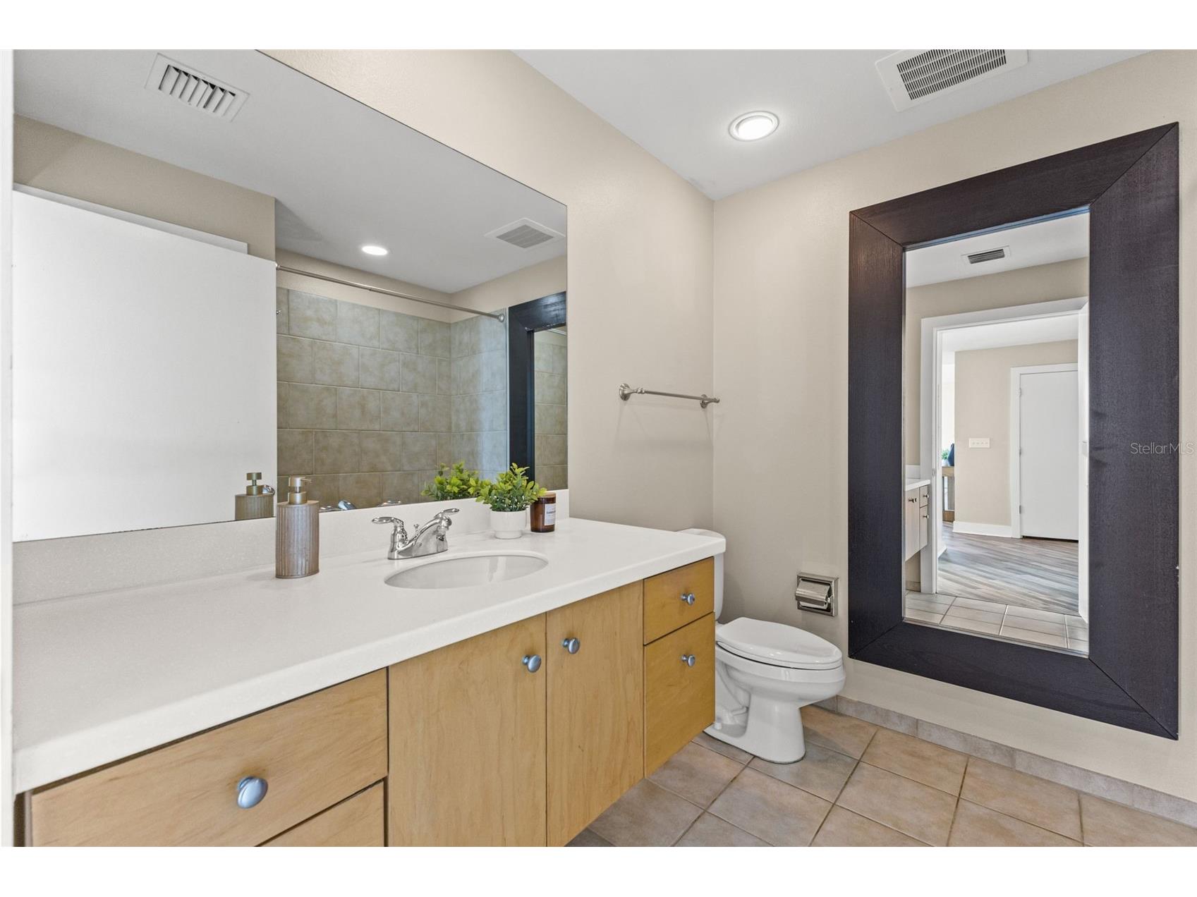 1120 E Kennedy Boulevard #1229 Tampa FL 33602 TB8530158 image24