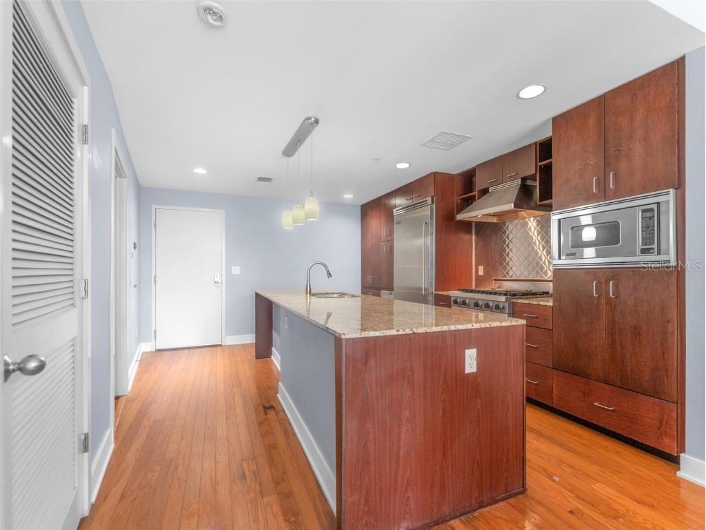 1120 E Kennedy Boulevard #315 Tampa FL 33602 TB8449148 image4