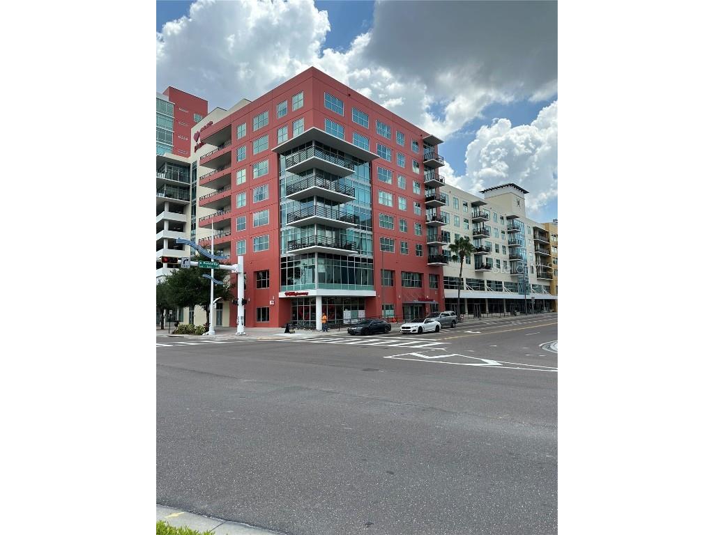 1120 E Kennedy Boulevard #517W Tampa FL 33602 T3454879 image1