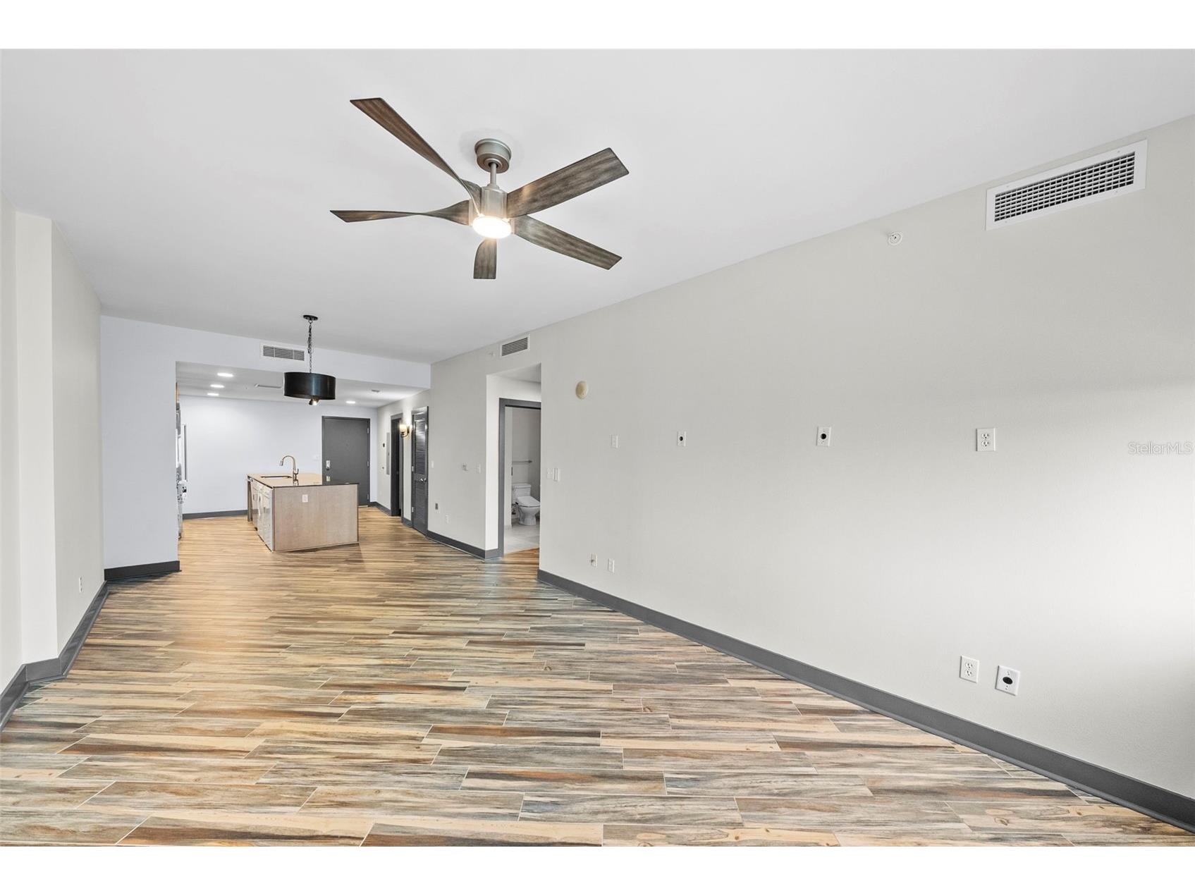 1120 E Kennedy Boulevard #618 Tampa FL 33602 TB8519418 image9