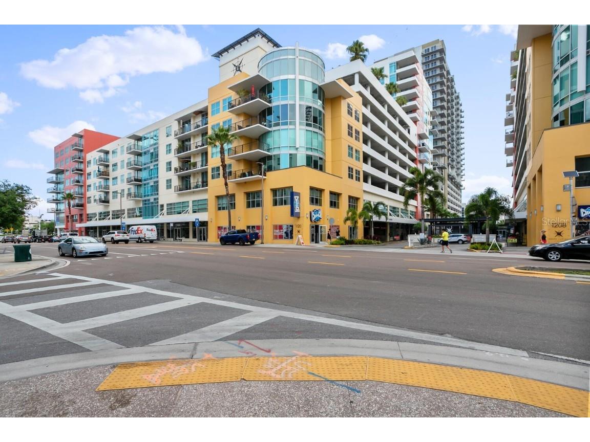 1120 E Kennedy Boulevard #824 Tampa FL 33602 T3444057 image1