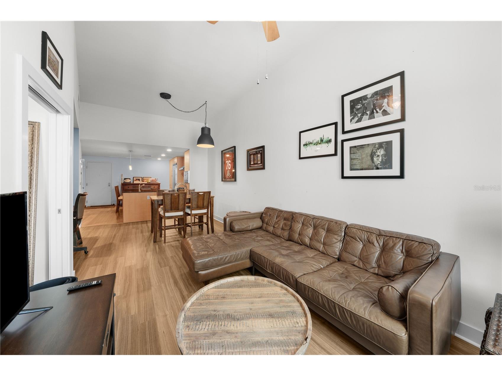 1120 E Kennedy Boulevard #827 Tampa FL 33602 TB8481131 image15
