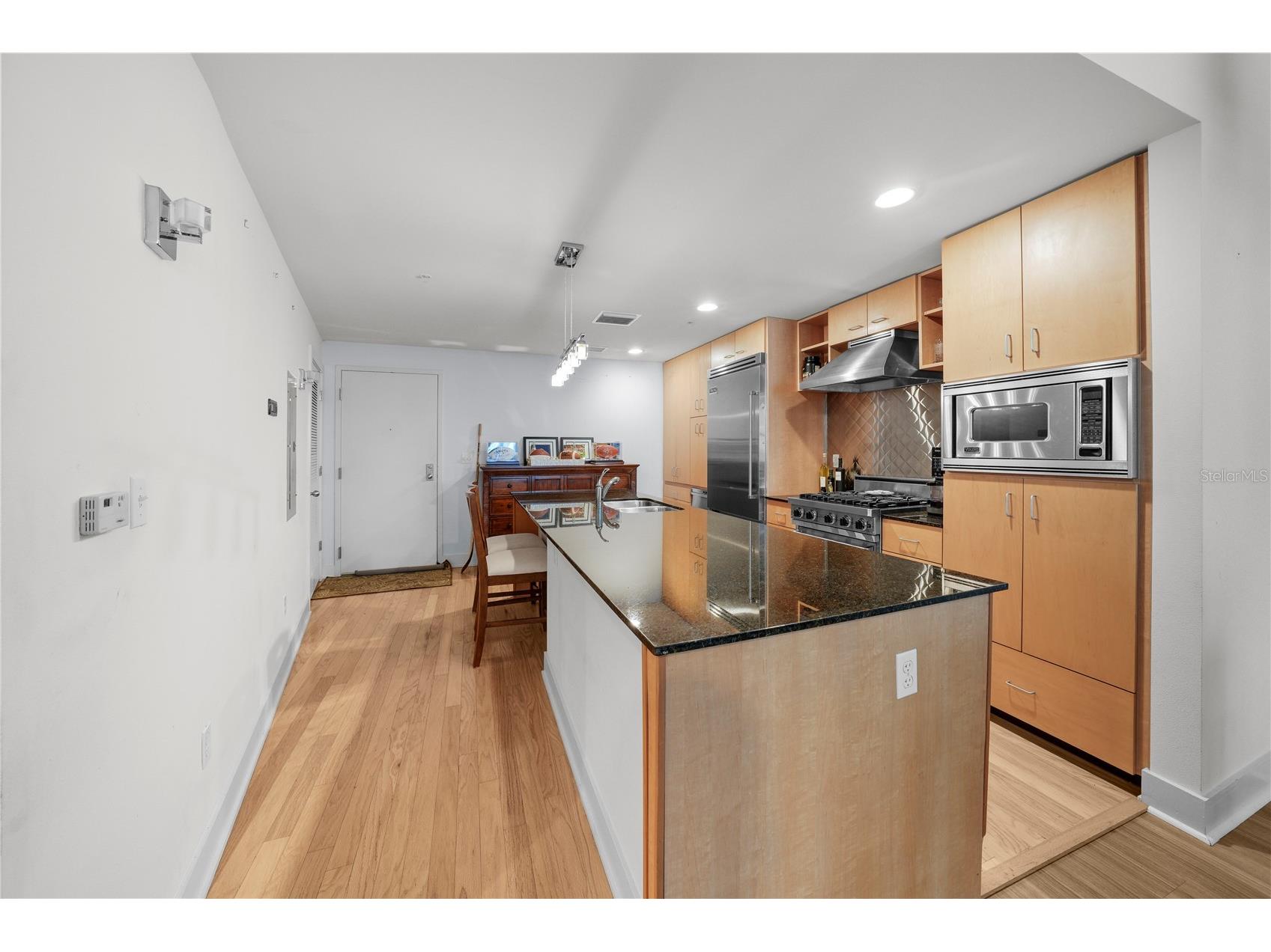 1120 E Kennedy Boulevard #827 Tampa FL 33602 TB8481131 image4
