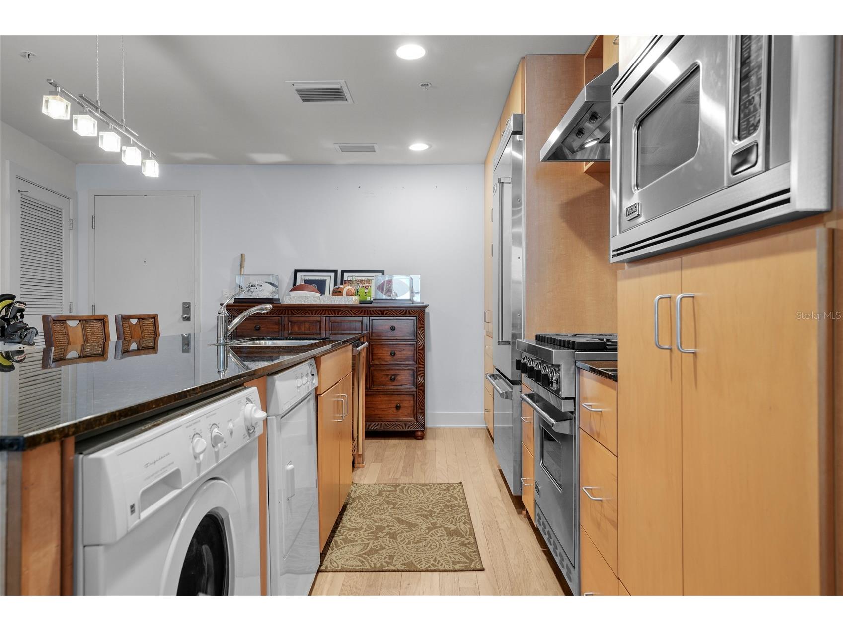 1120 E Kennedy Boulevard #827 Tampa FL 33602 TB8481131 image9