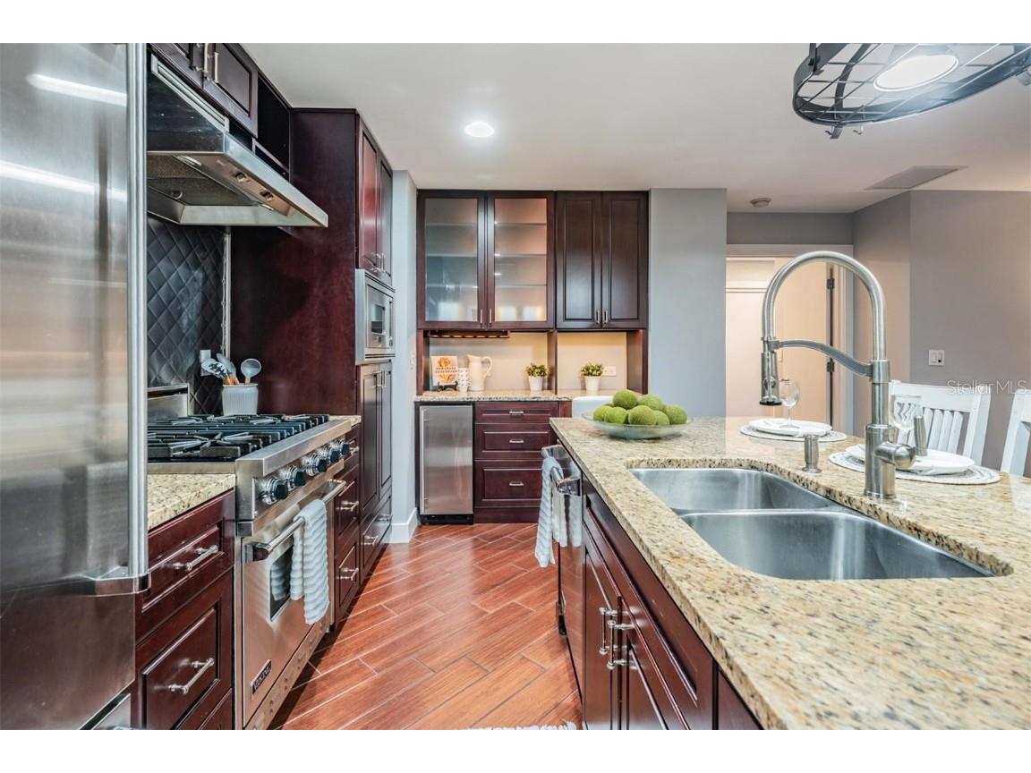 1120 E Kennedy Boulevard #912 Tampa FL 33602 TB8396169 image7