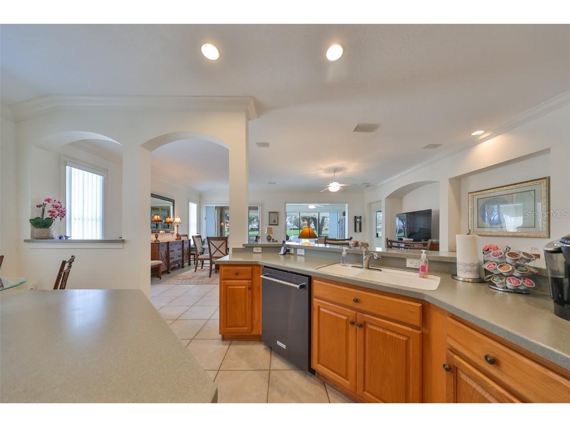 1120 Emerald Dunes Drive Sun City Center FL 33573 TB8321210 image10