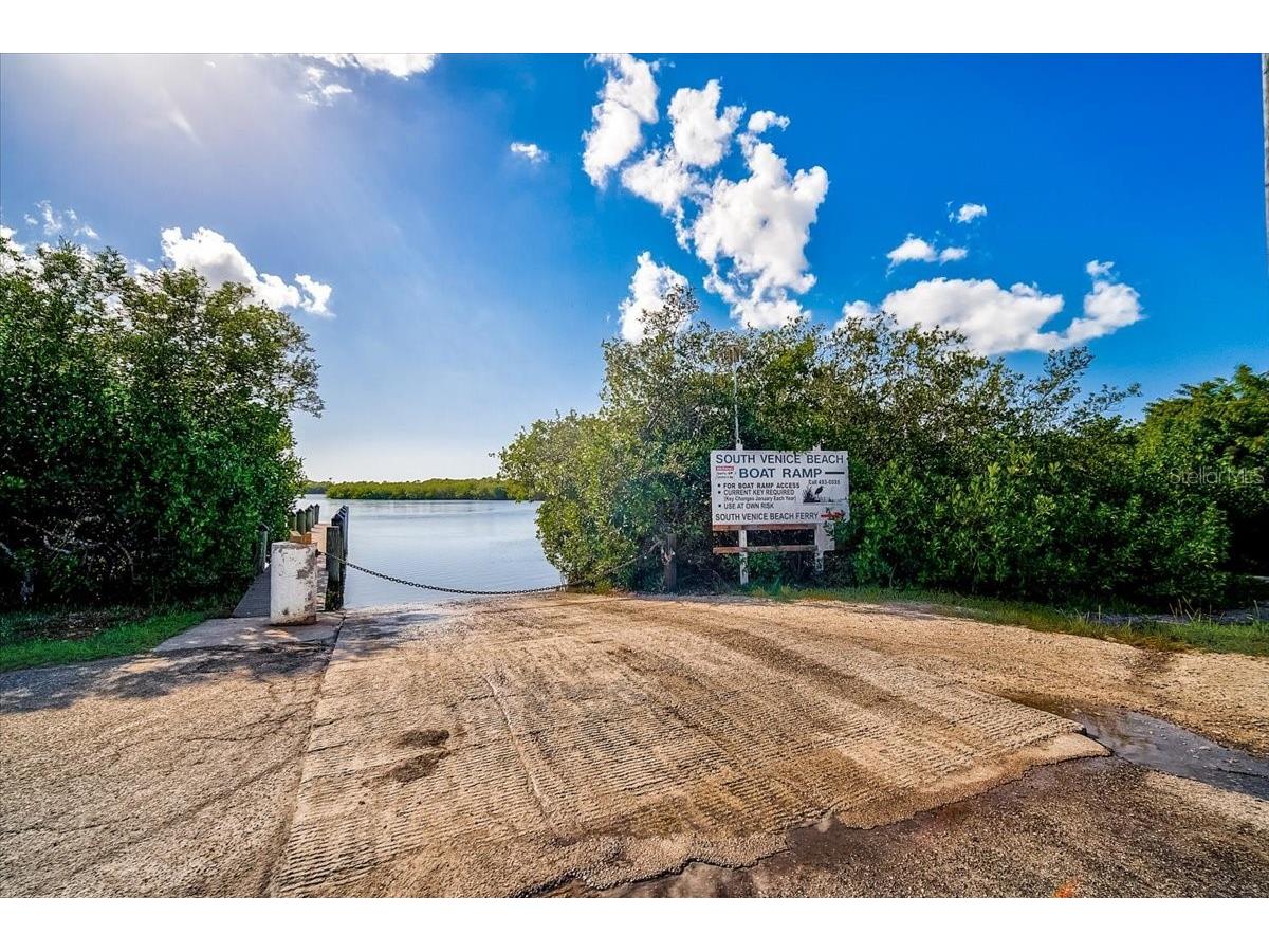 1120 Graham Road Venice FL 34293 A4675671 image36