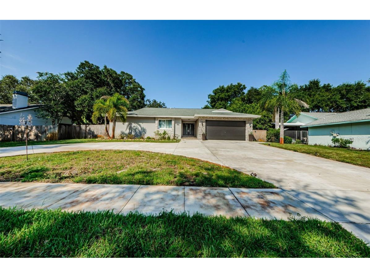 1120 Lancer Ln Tarpon Springs FL 34689 TB8404222 image1