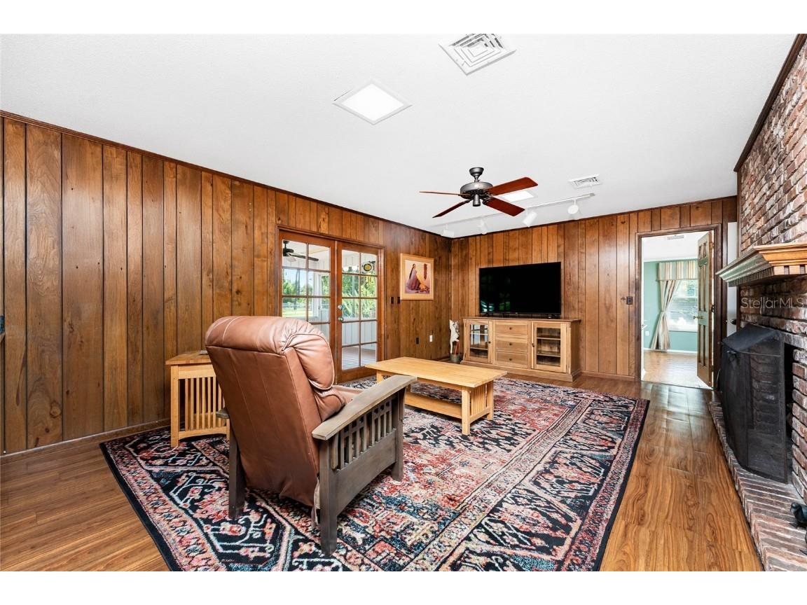 1120 Larchmont Drive Englewood FL 34223 D6143551 image10