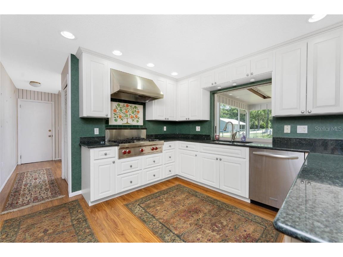 1120 Larchmont Drive Englewood FL 34223 D6143551 image13