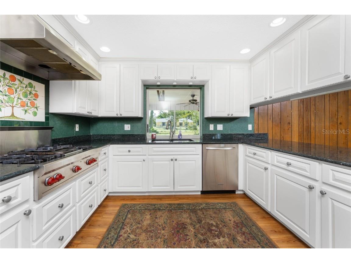 1120 Larchmont Drive Englewood FL 34223 D6143551 image15