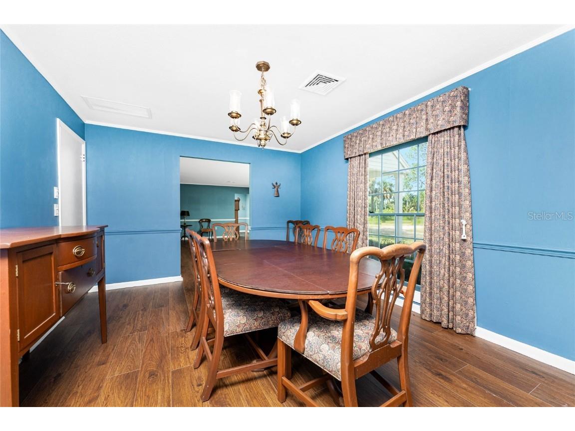 1120 Larchmont Drive Englewood FL 34223 D6143551 image8