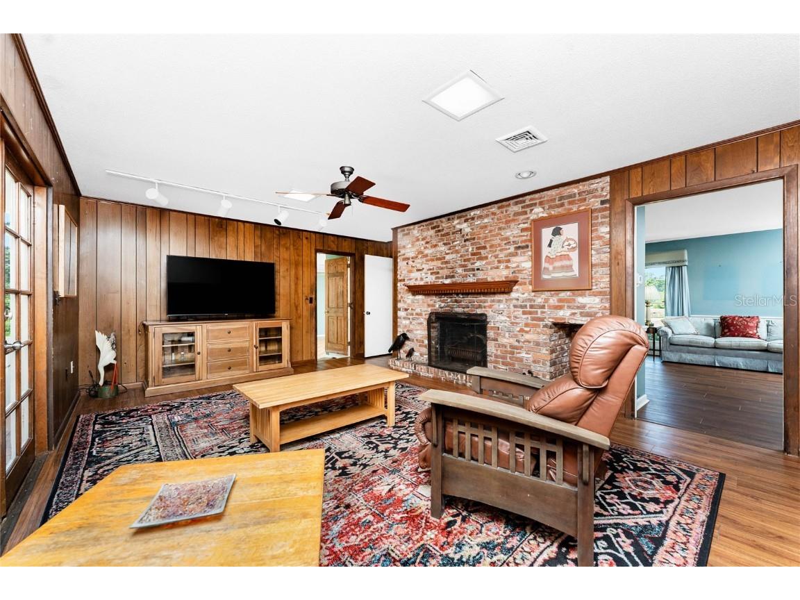 1120 Larchmont Drive Englewood FL 34223 D6143551 image9