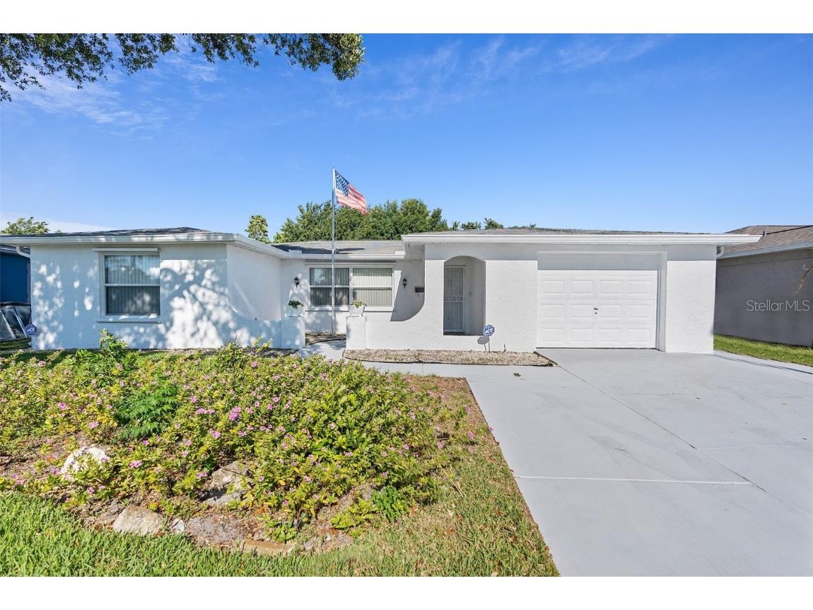 1120 Maybury Drive Holiday FL 34691 W7863849 image1