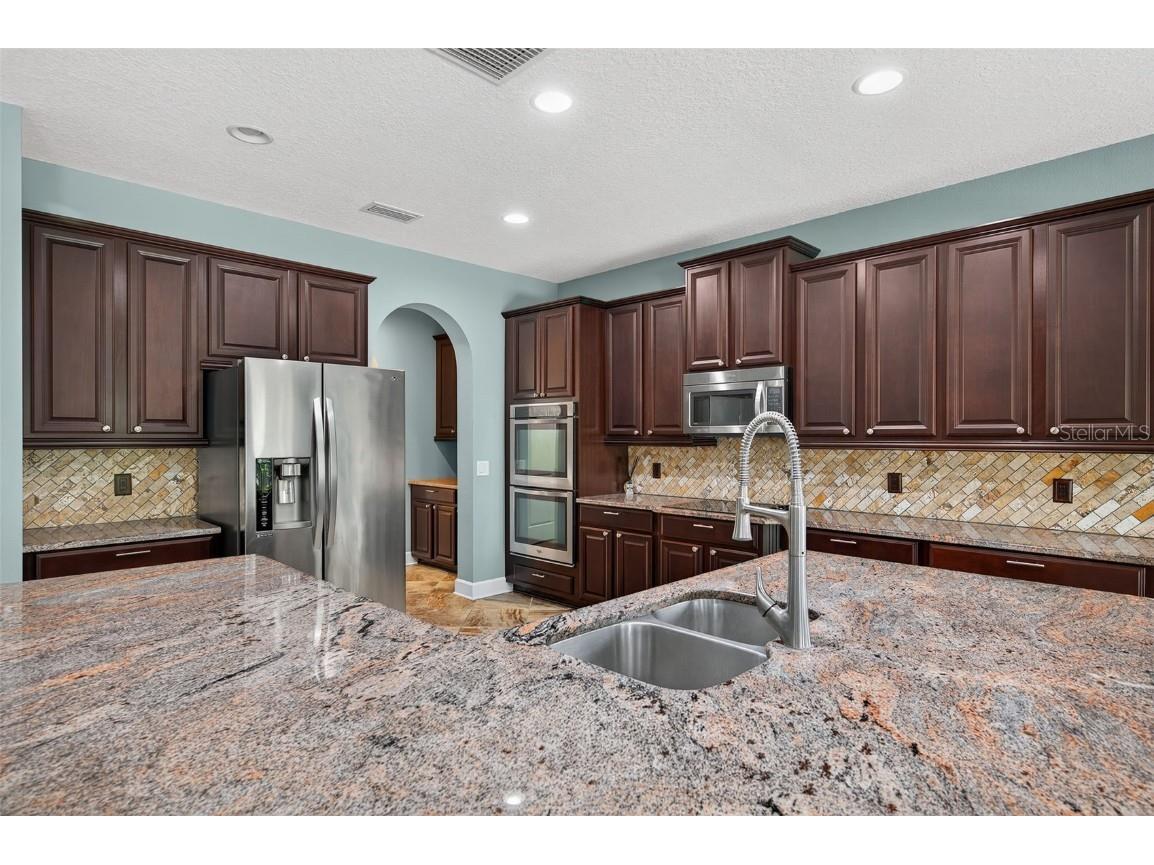 1120 Maza Place Trinity FL 34655 TB8416039 image8