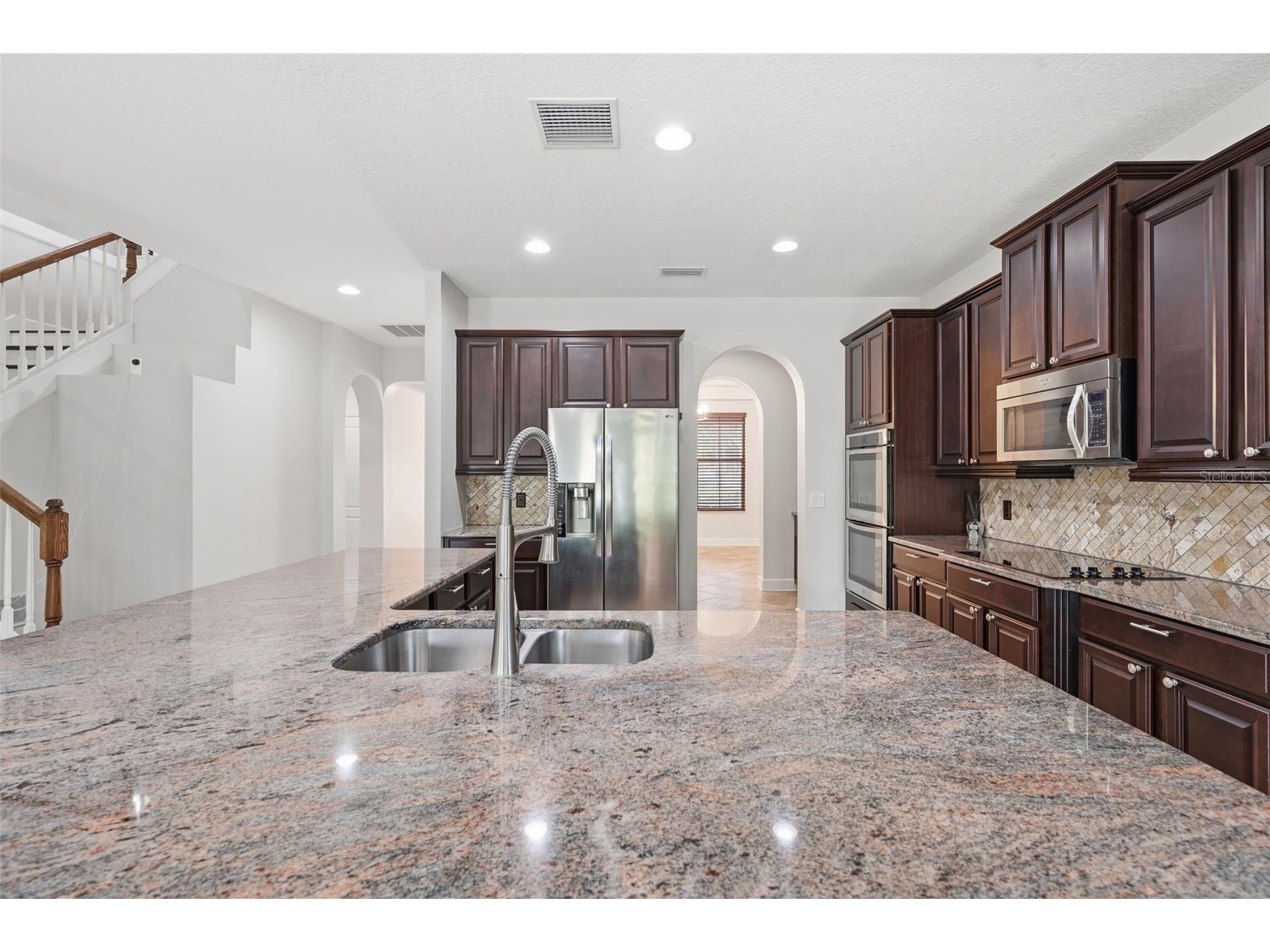 1120 Maza Place Trinity FL 34655 TB8524557 image17