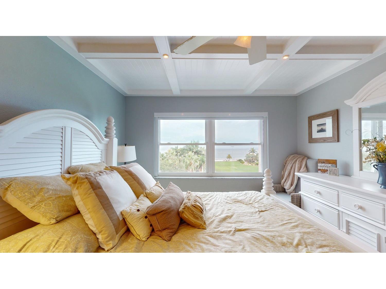 1120 N Shore Drive NE #501 Saint Petersburg FL 33701 - TAMPA BAY TB8501606 image40