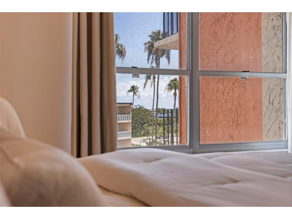 1120 N Shore Drive NE #503 Saint Petersburg FL 33701 - TAMPA BAY TB8420041 image23