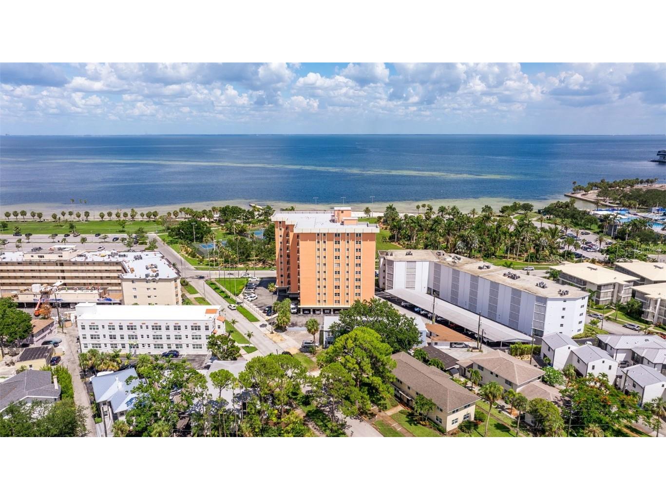 1120 N Shore Drive NE #503 Saint Petersburg FL 33701 - TAMPA BAY TB8420041 image43