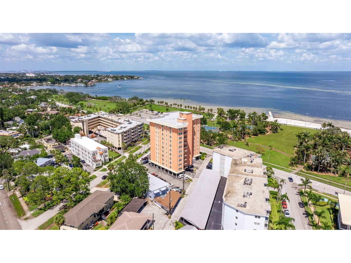 1120 N Shore Drive NE #503 Saint Petersburg FL 33701 - TAMPA BAY TB8420041 image44