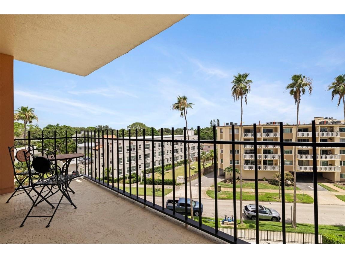 1120 N Shore Drive NE #503 Saint Petersburg FL 33701 - TAMPA BAY TB8420041 image48