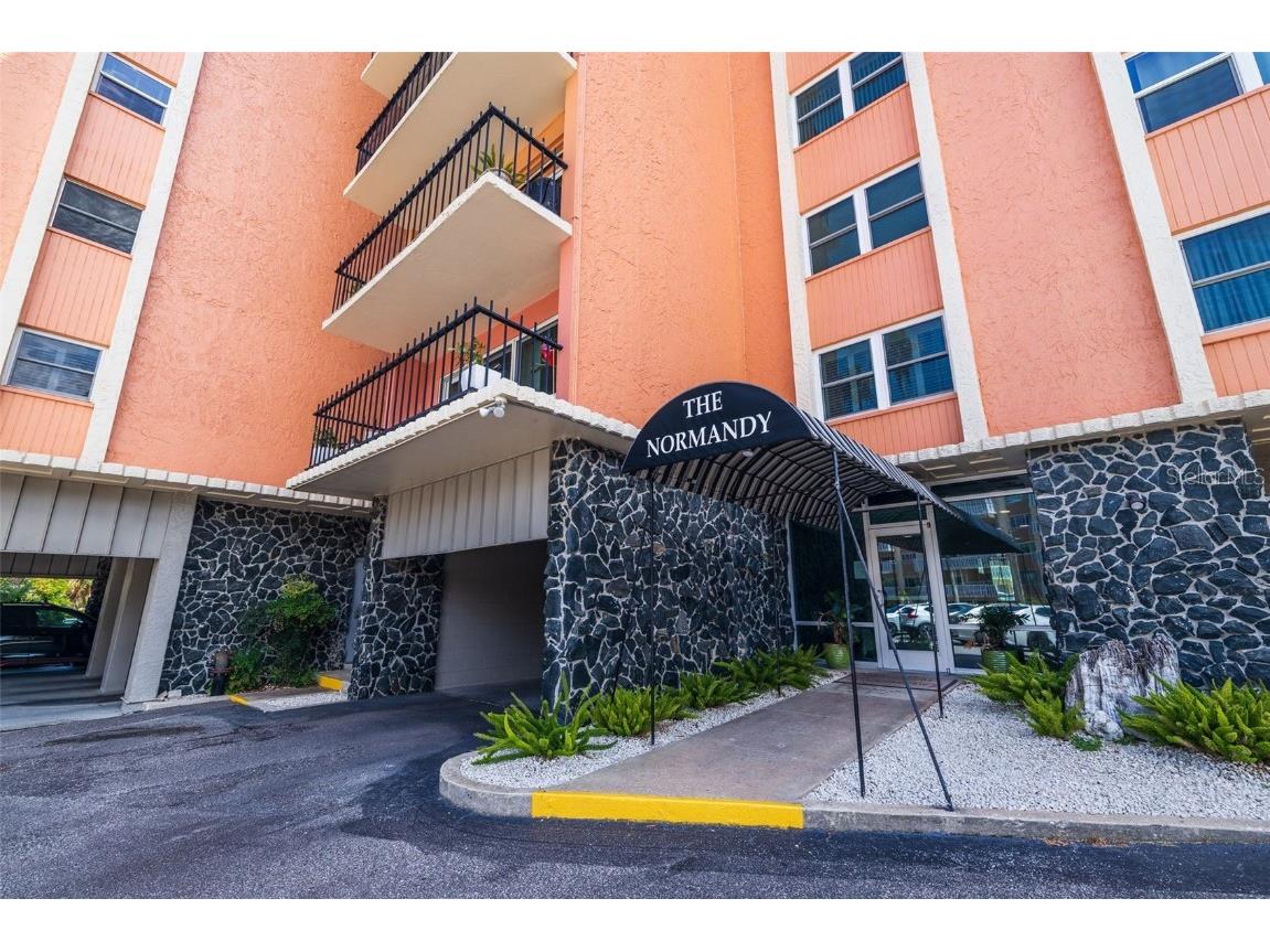 1120 N Shore Drive NE #503 Saint Petersburg FL 33701 - TAMPA BAY TB8420041 image51