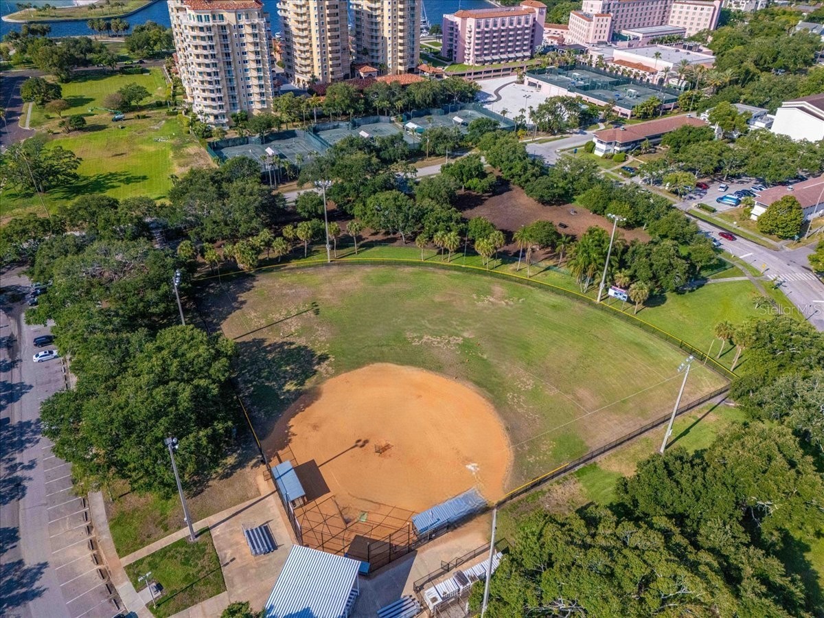 1120 N Shore Drive NE #802 Saint Petersburg FL 33701 TB8386335 image53