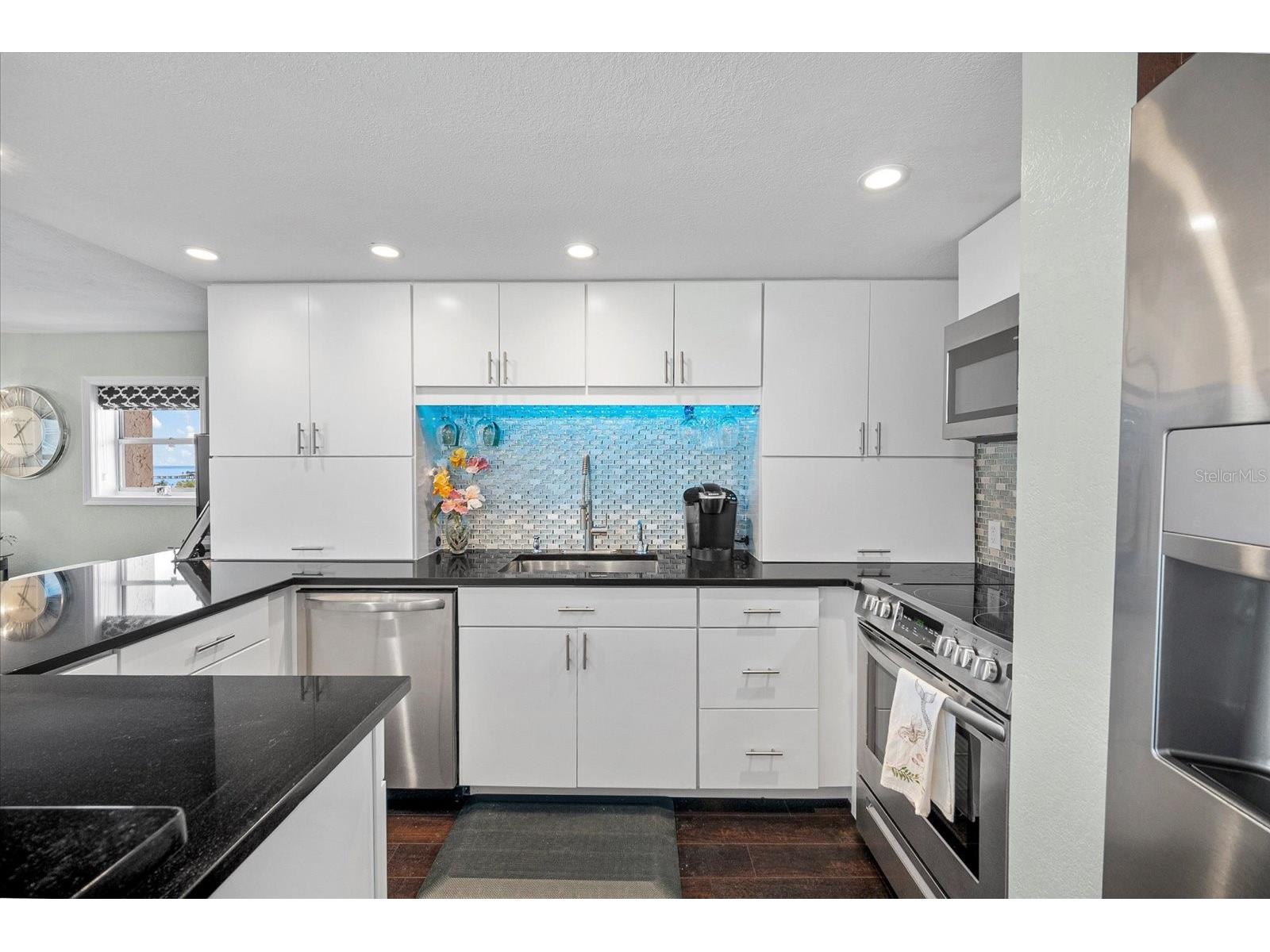 1120 N Shore Drive NE #802 Saint Petersburg FL 33701 TB8520939 image15