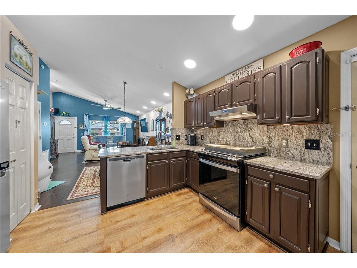 1120 NE 22nd Court Gainesville FL 32641 OM709875 image10