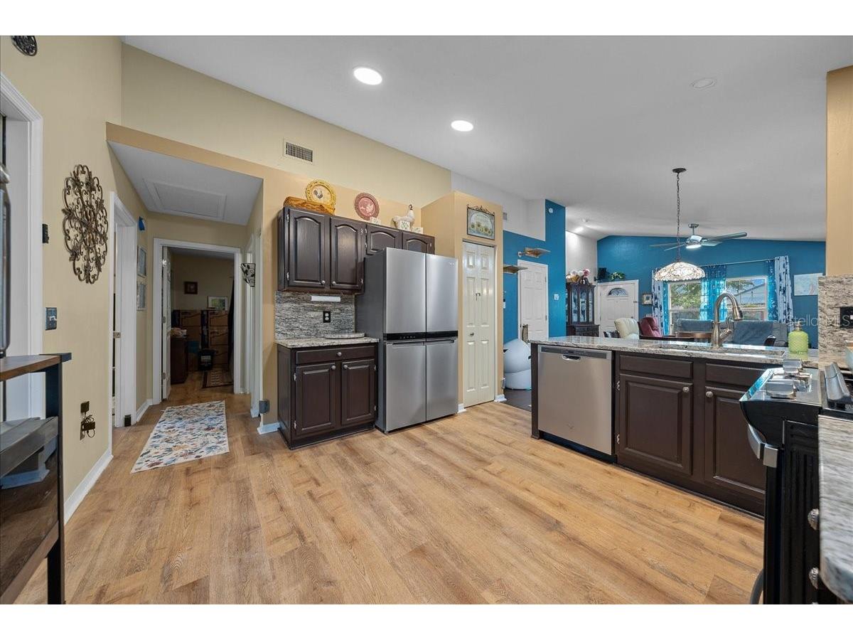 1120 NE 22nd Court Gainesville FL 32641 OM709875 image14