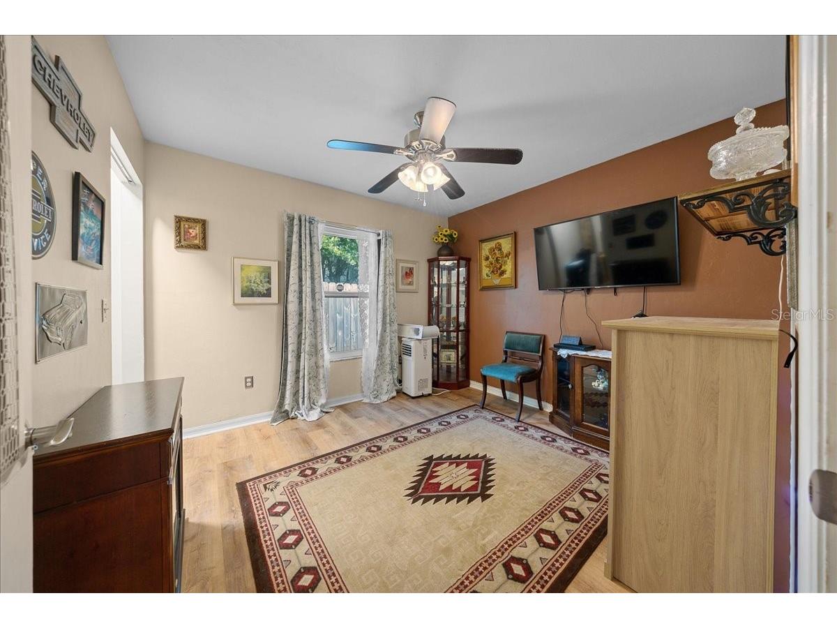 1120 NE 22nd Court Gainesville FL 32641 OM709875 image24