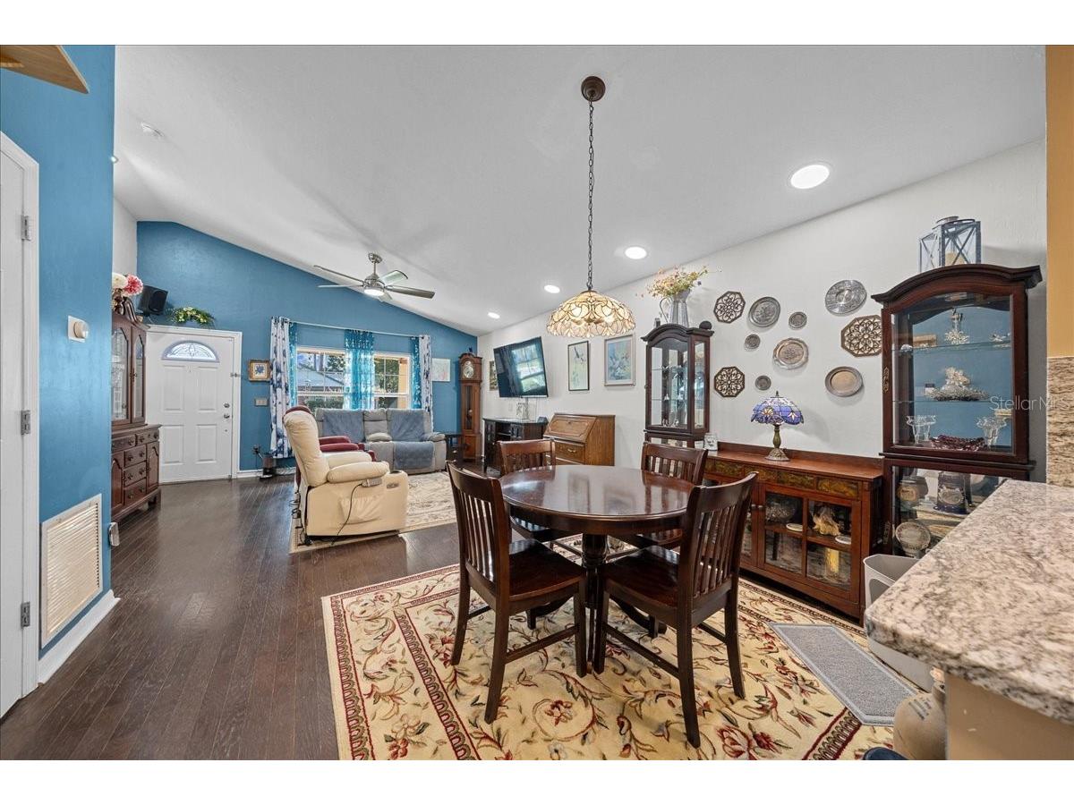 1120 NE 22nd Court Gainesville FL 32641 OM709875 image9