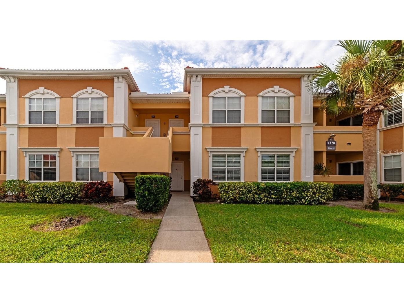 1120 Villagio Circle #103 Sarasota FL 34237 A4585774 image1