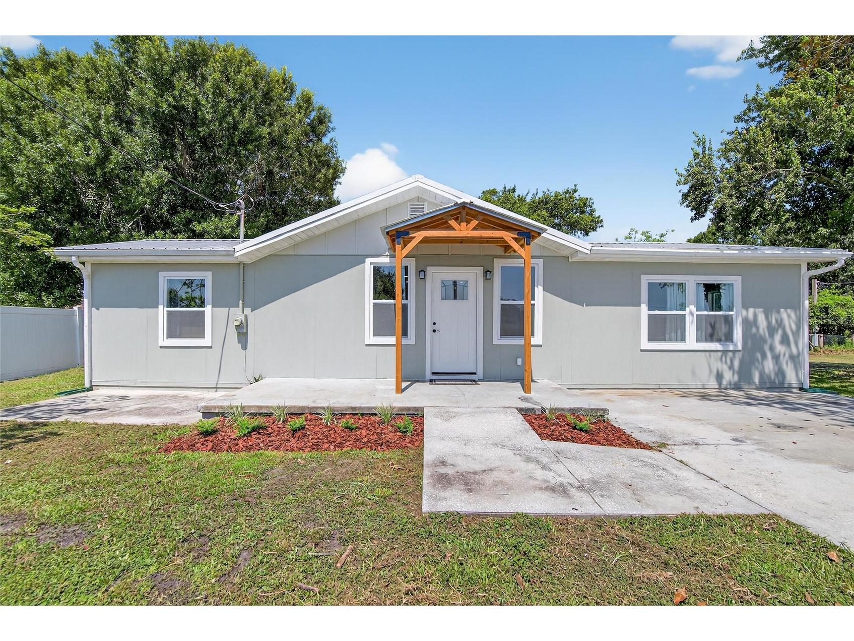 1120 Walker Road Lakeland FL 33810 TB8412174 image1