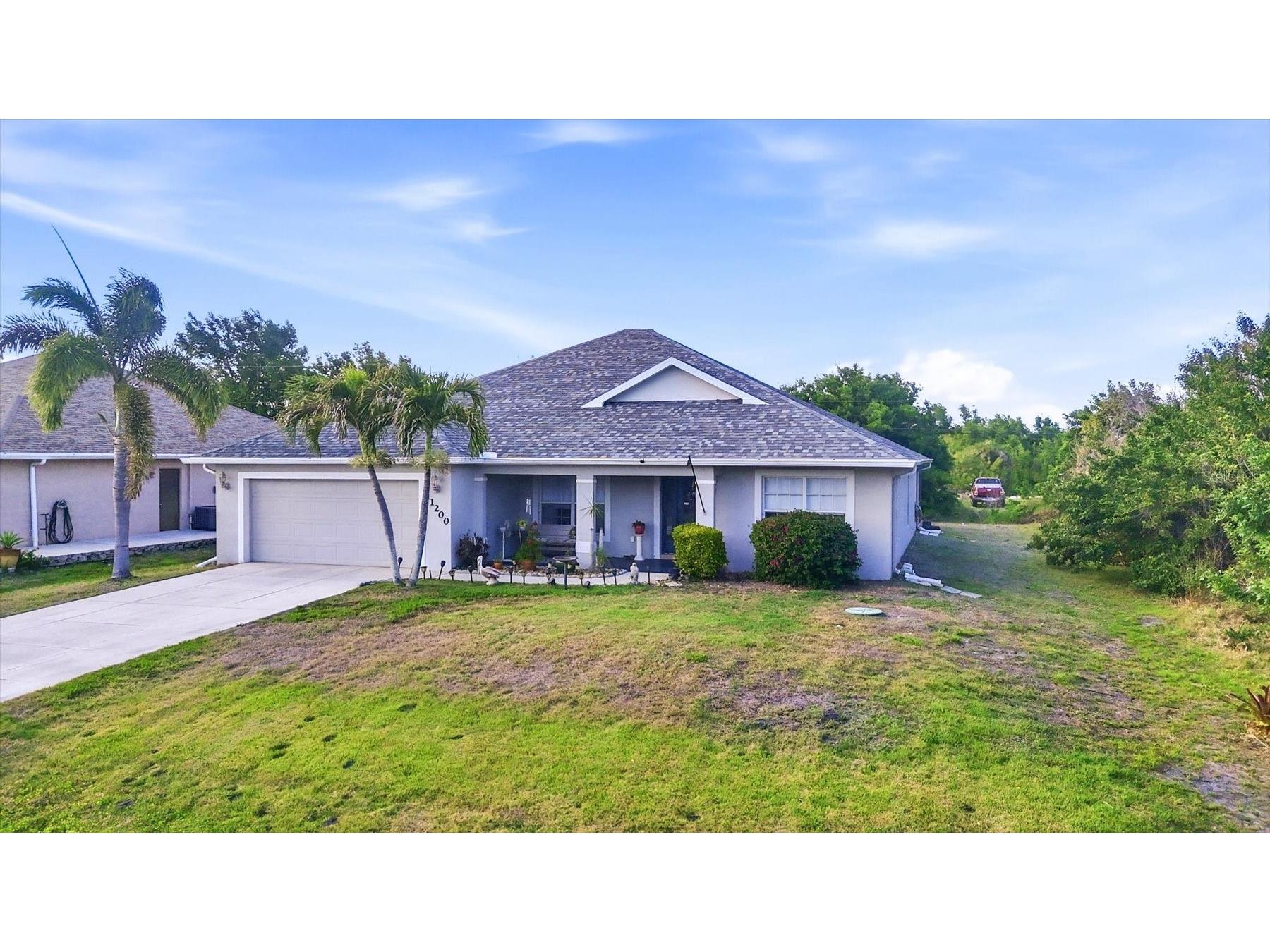 11200 Carnegie Avenue Englewood FL 34224 D6147066 image1
