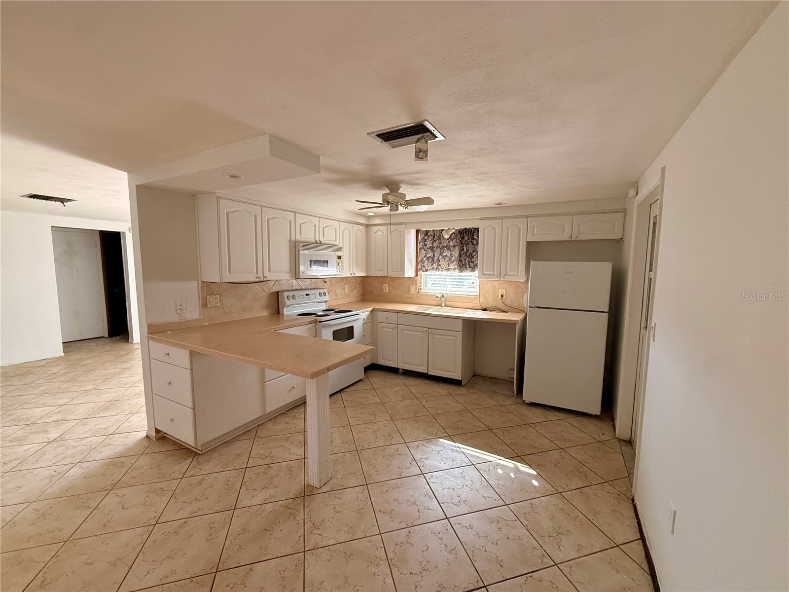 11200 Tamarix Avenue Port Richey FL 34668 TB8463069 image6