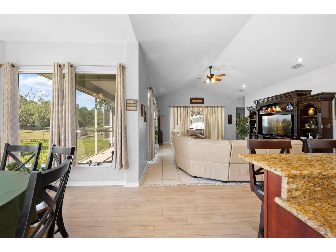 11200 Woodland Waters Boulevard Weeki Wachee FL 34613 W7879951 image22