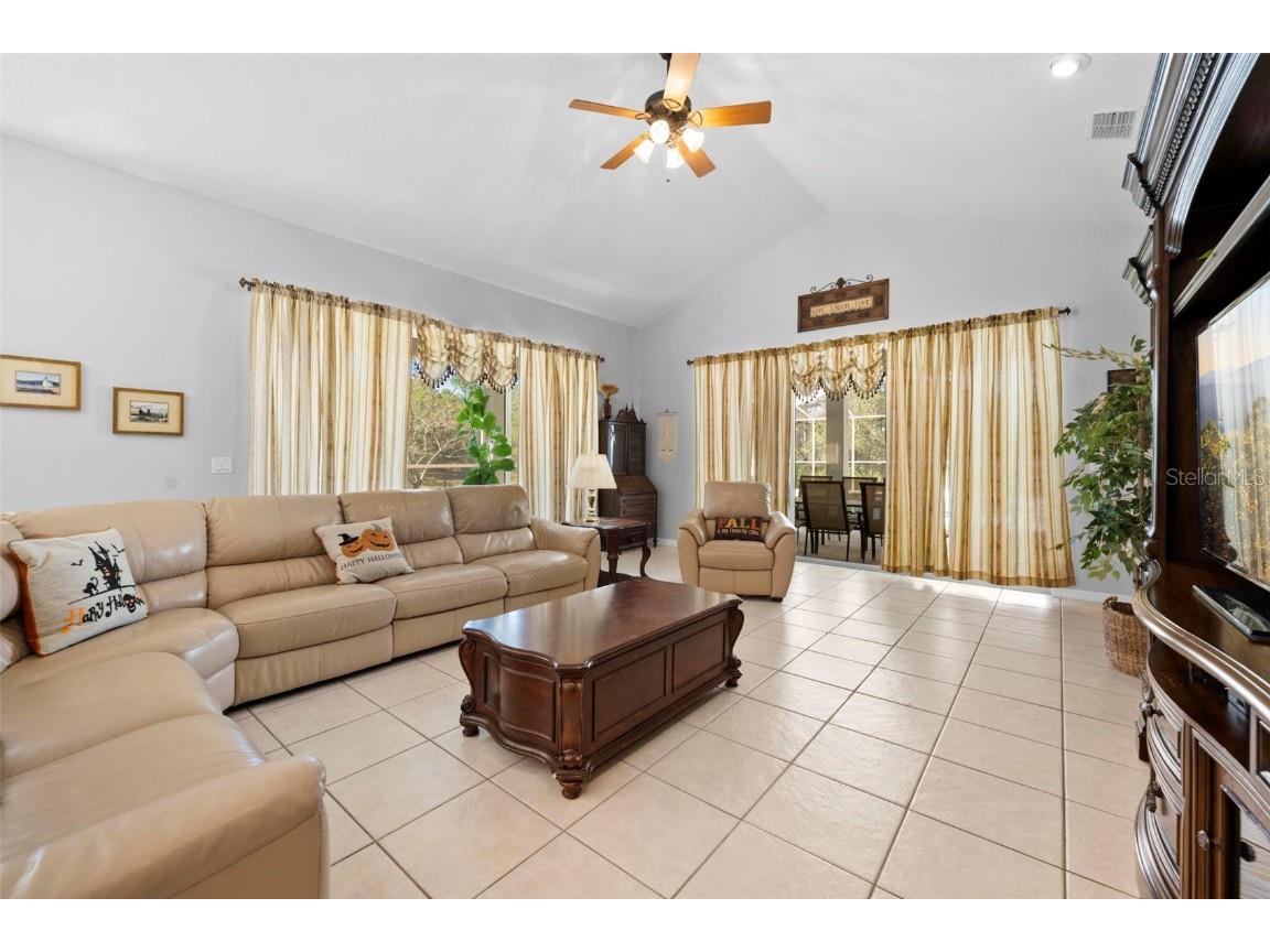 11200 Woodland Waters Boulevard Weeki Wachee FL 34613 W7879951 image23