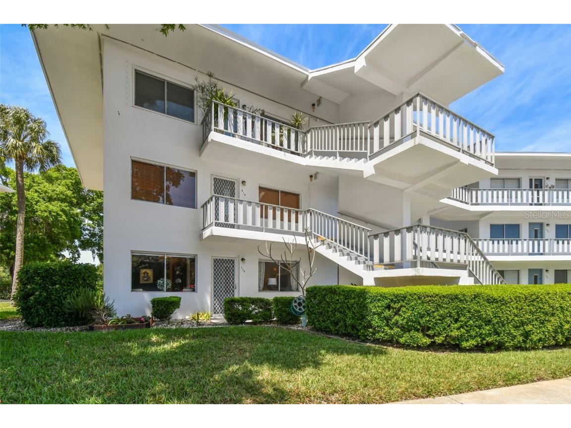 11201 80th Avenue #110 Seminole FL 33772 U8238084 image1