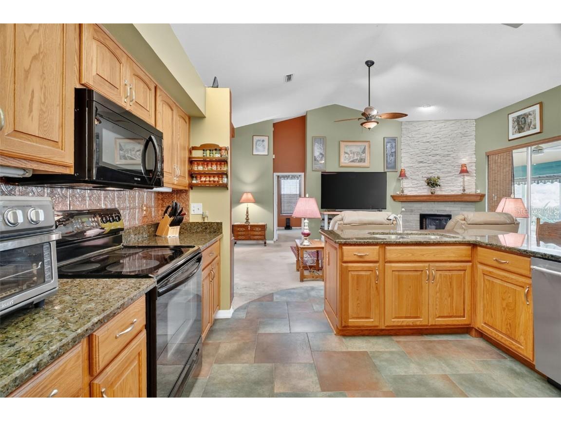 11201 Fountain Lake Boulevard Leesburg FL 34788 - Fountain Lake G5101875 image12