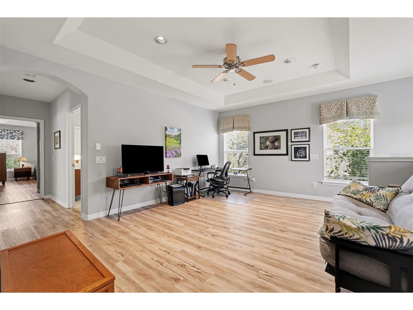 11201 Green Park Circle Tampa FL 33626 TB8476954 image16