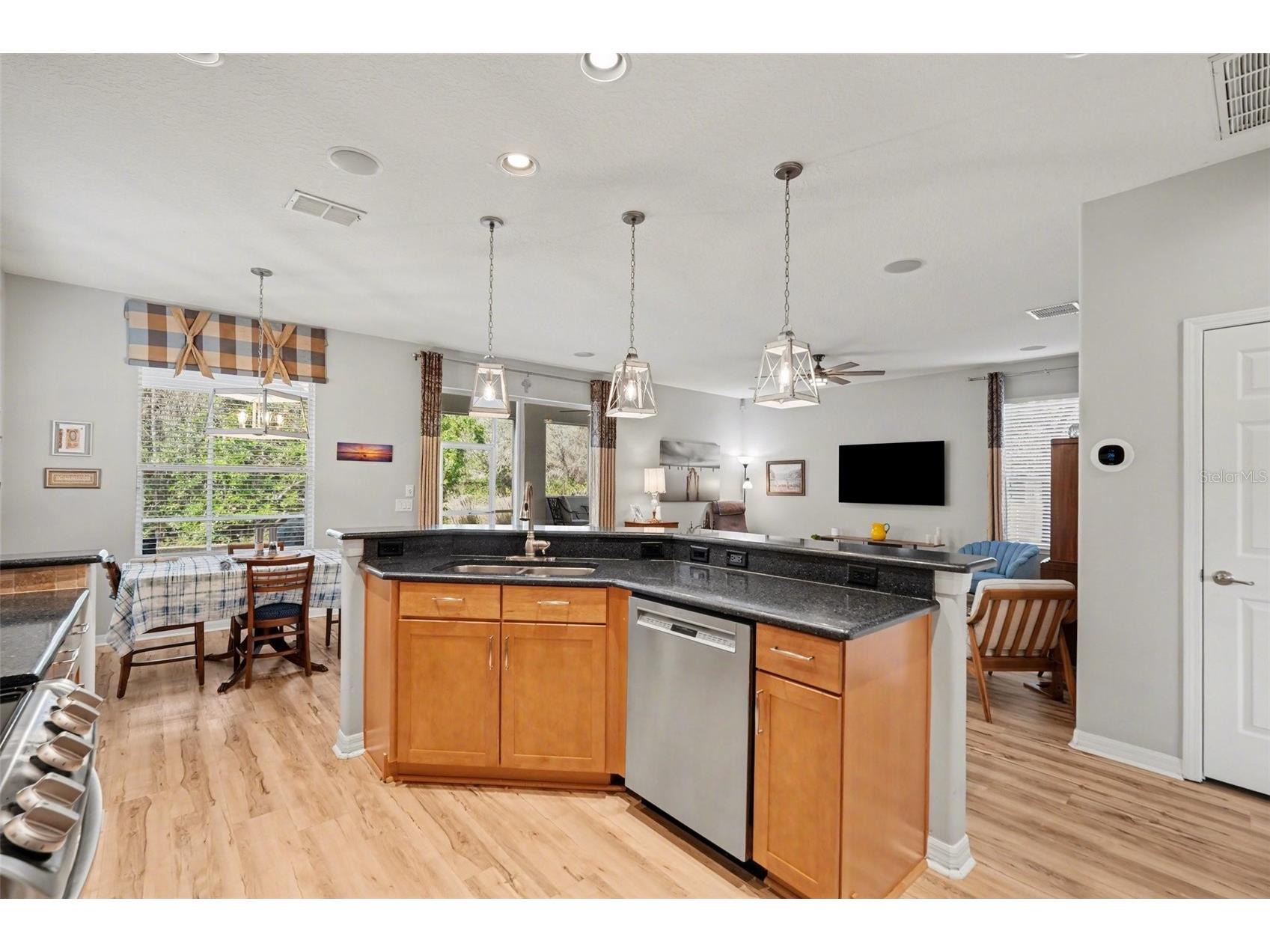 11201 Green Park Circle Tampa FL 33626 TB8476954 image7