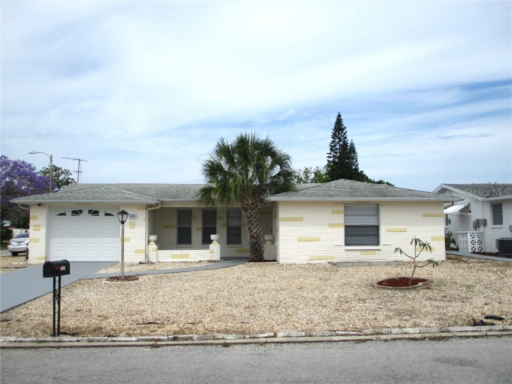 11201 Tamarix Avenue Port Richey FL 34668 W7864344 image1