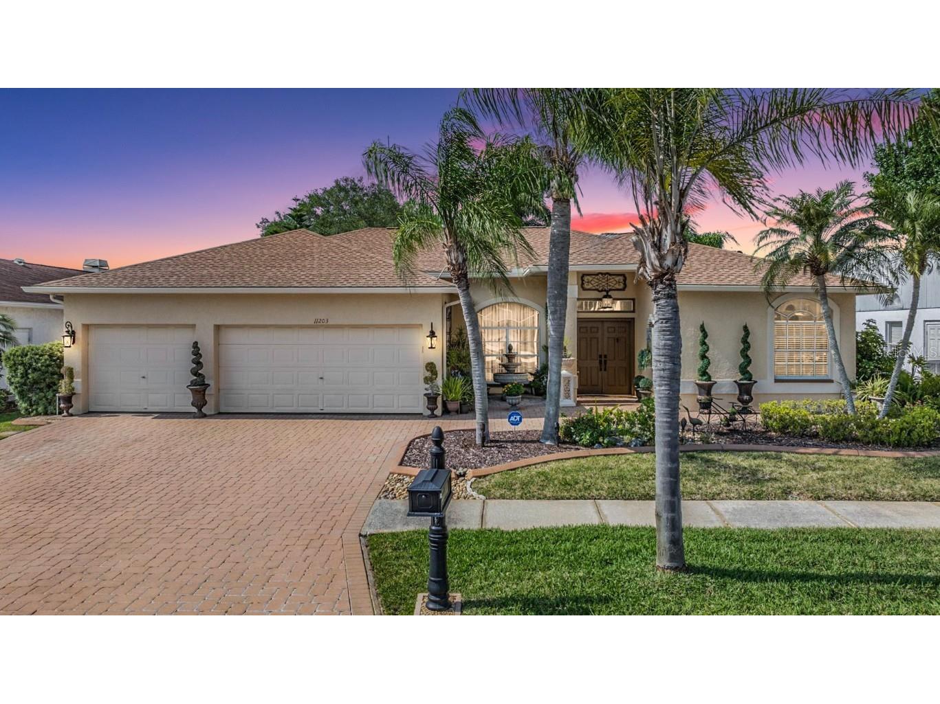 11203 Bloomington Drive Tampa FL 33635 U8239549 image1
